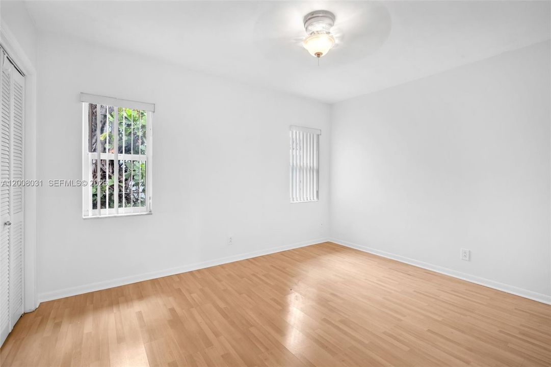 For Rent: $6,500 (5 beds, 2 baths, 2496 Square Feet)