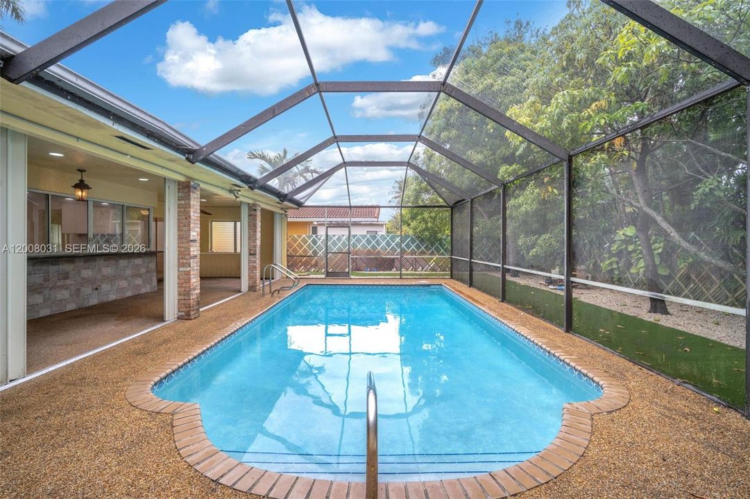 For Rent: $6,500 (5 beds, 2 baths, 2496 Square Feet)