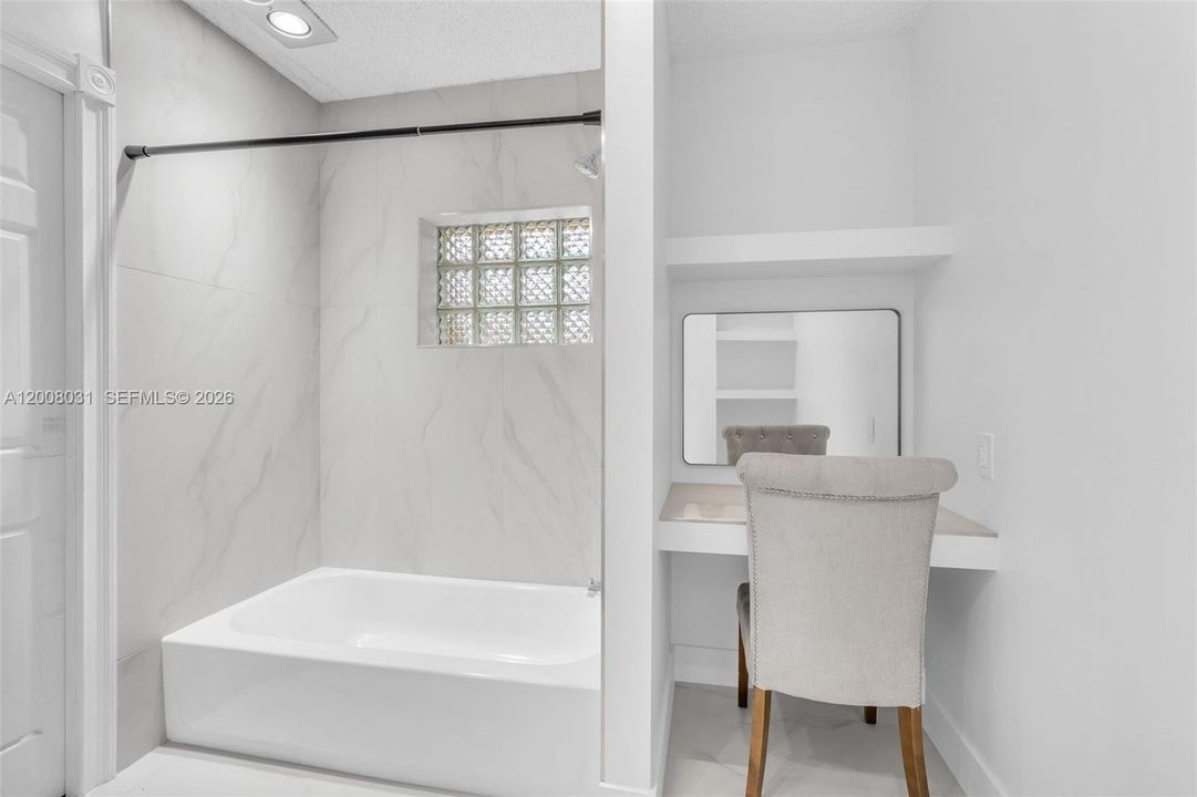 For Rent: $6,500 (5 beds, 2 baths, 2496 Square Feet)