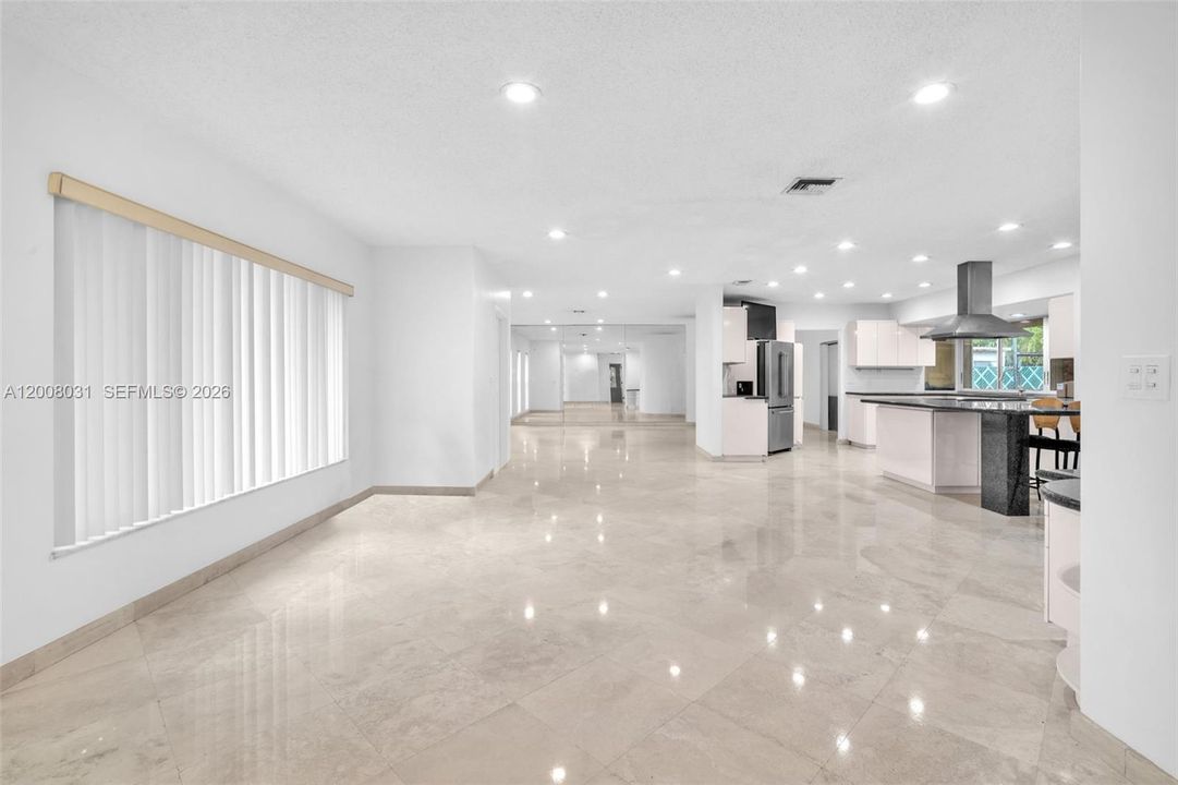 For Rent: $6,500 (5 beds, 2 baths, 2496 Square Feet)