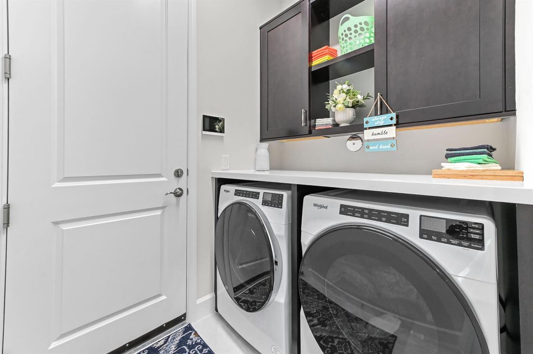 18 Laundry 01