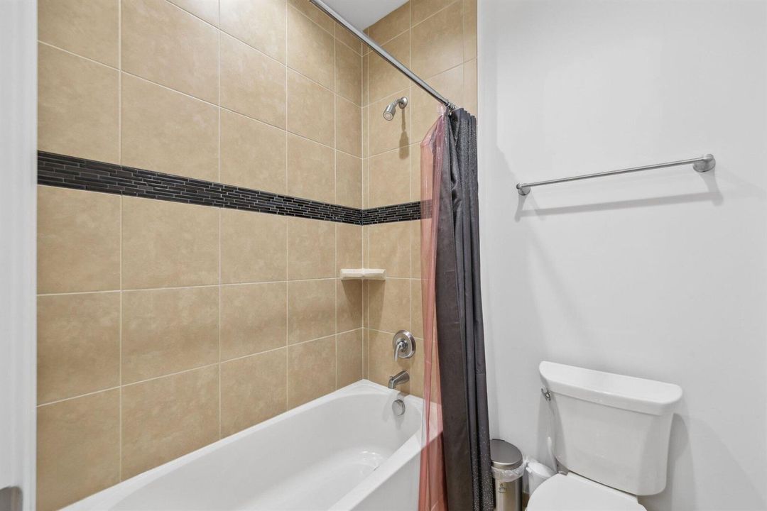 Bathroom 2nd floor