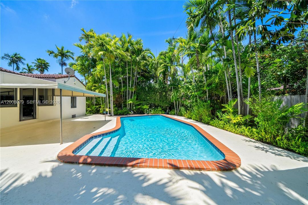 En Venta: $2,350,000 (3 camas, 2 baños, 1774 Pies cuadrados)
