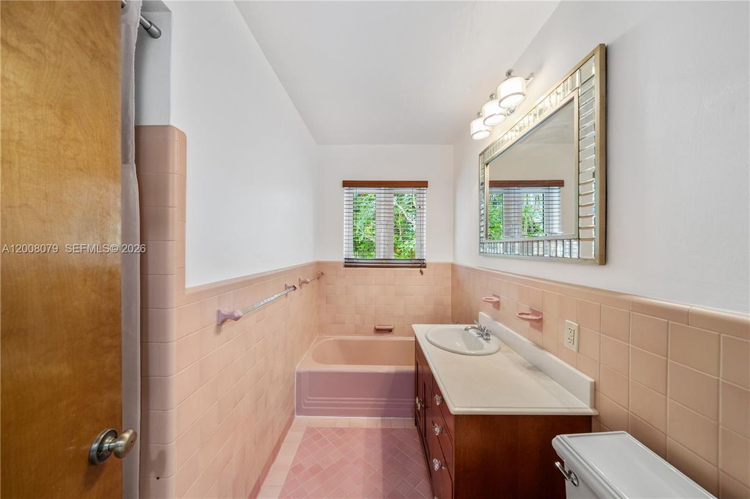 En Venta: $2,350,000 (3 camas, 2 baños, 1774 Pies cuadrados)