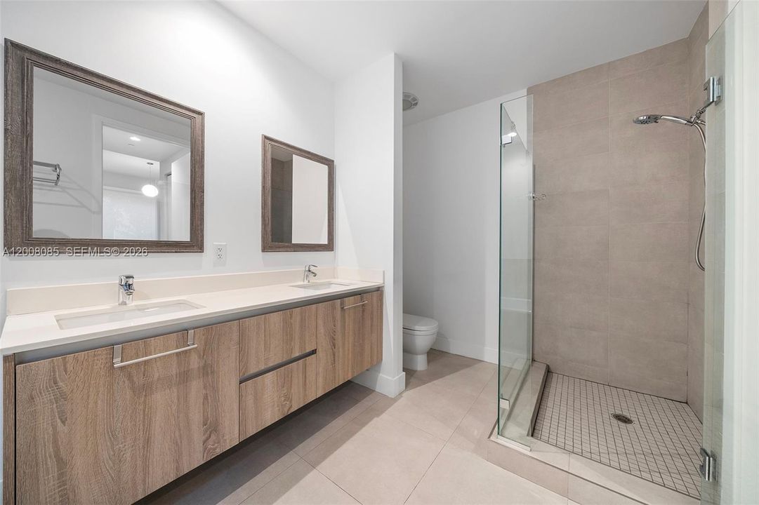 На продажу: $999,000 (3 спален, 3 ванн, 1527 Квадратных фут)