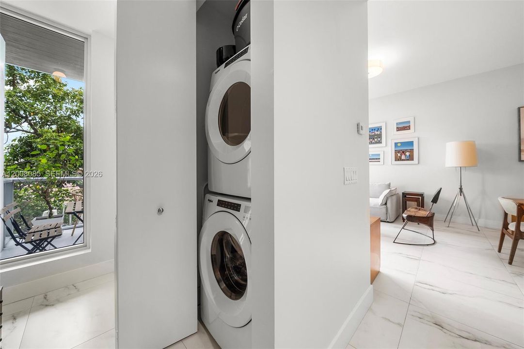 На продажу: $999,000 (3 спален, 3 ванн, 1527 Квадратных фут)