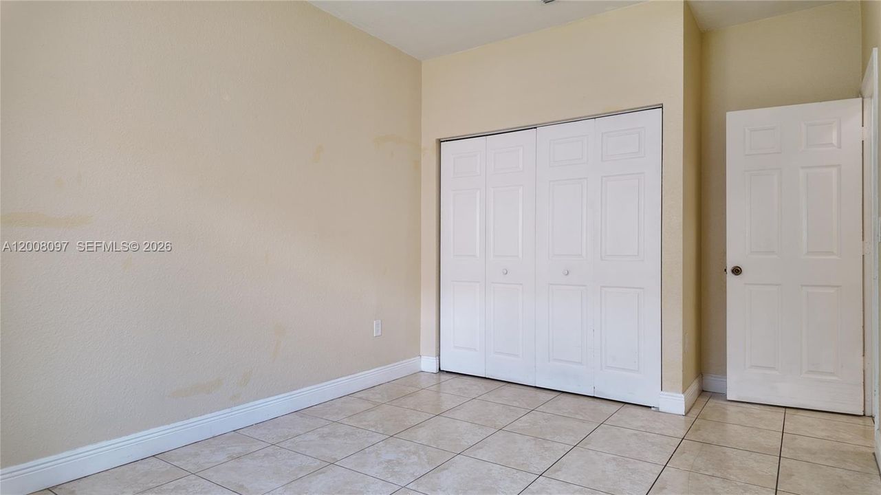 Recently Sold: $745,000 (4 beds, 3 baths, 1861 Square Feet)