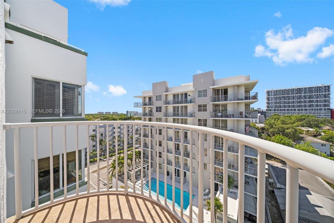 Recently Sold: $545,000 (2 beds, 2 baths, 1120 Square Feet)