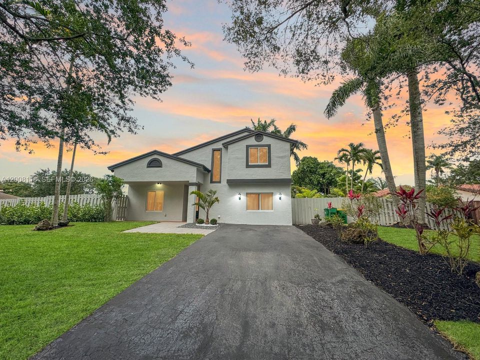 Activo con contrato: $850,000 (4 camas, 2 baños, 1854 Pies cuadrados)