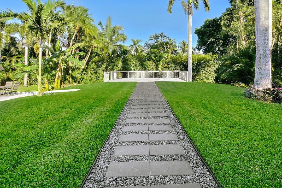 Activo con contrato: $850,000 (4 camas, 2 baños, 1854 Pies cuadrados)