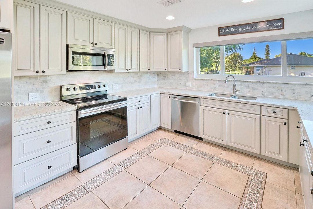 Activo con contrato: $850,000 (4 camas, 2 baños, 1854 Pies cuadrados)