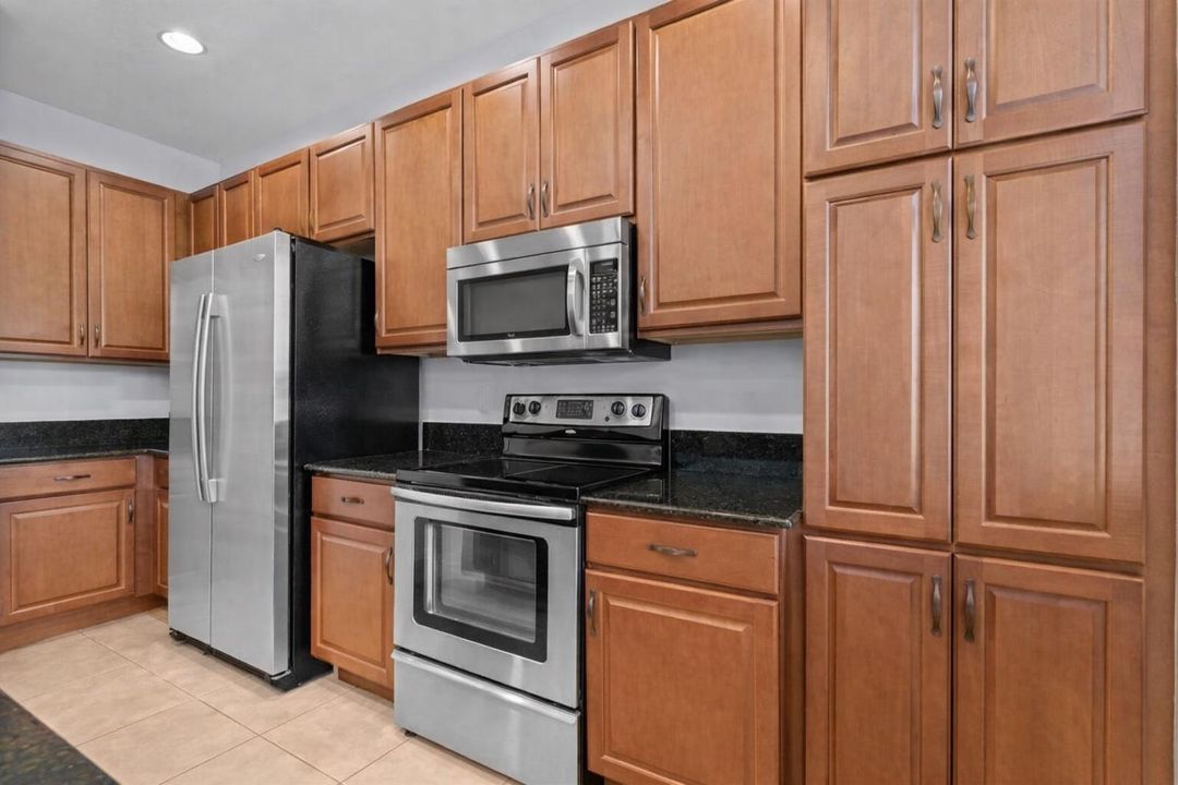clean kitchen 2