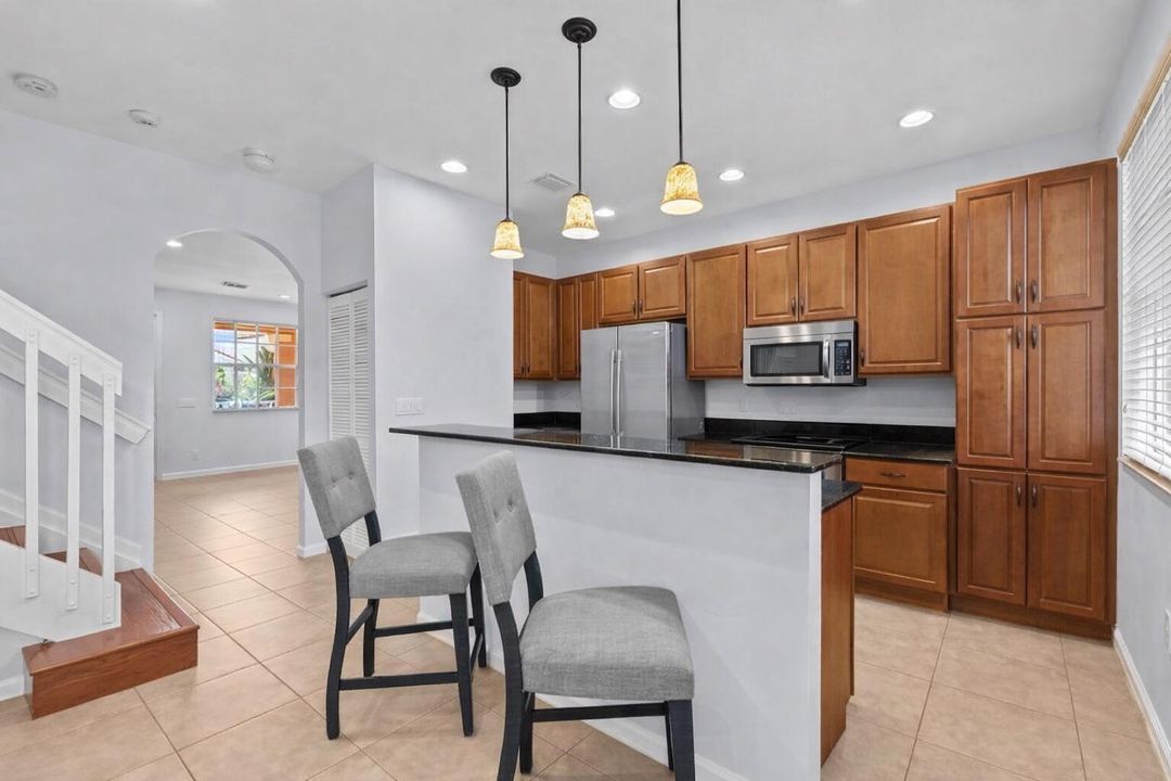 Clean Kitchen 1