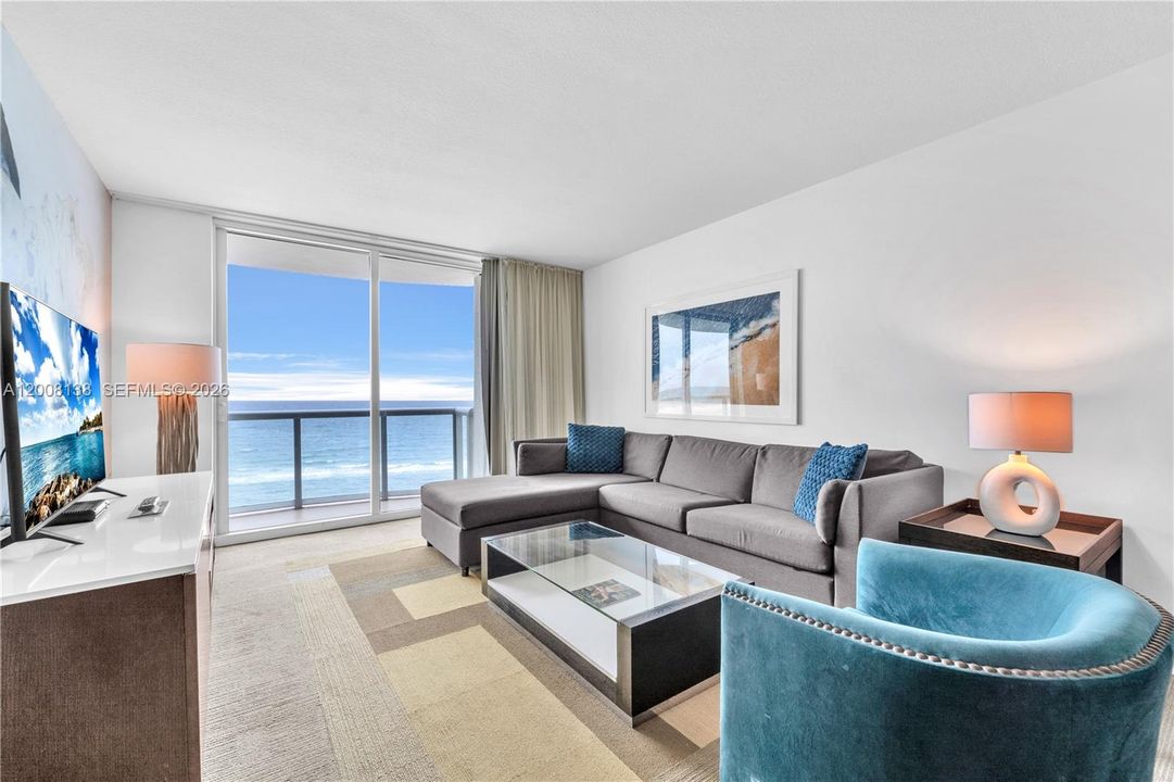 For Sale: $949,000 (2 beds, 2 baths, 0 Square Feet)
