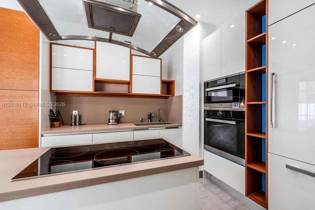 En Venta: $2,259,000 (4 camas, 3 baños, 2353 Pies cuadrados)