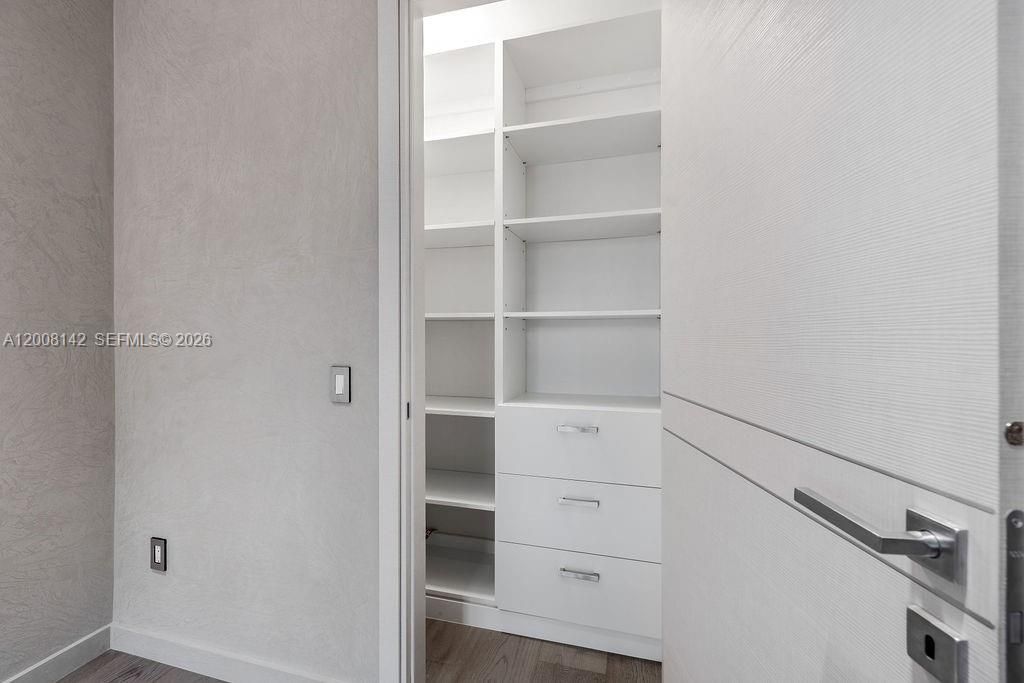 En Venta: $2,259,000 (4 camas, 3 baños, 2353 Pies cuadrados)