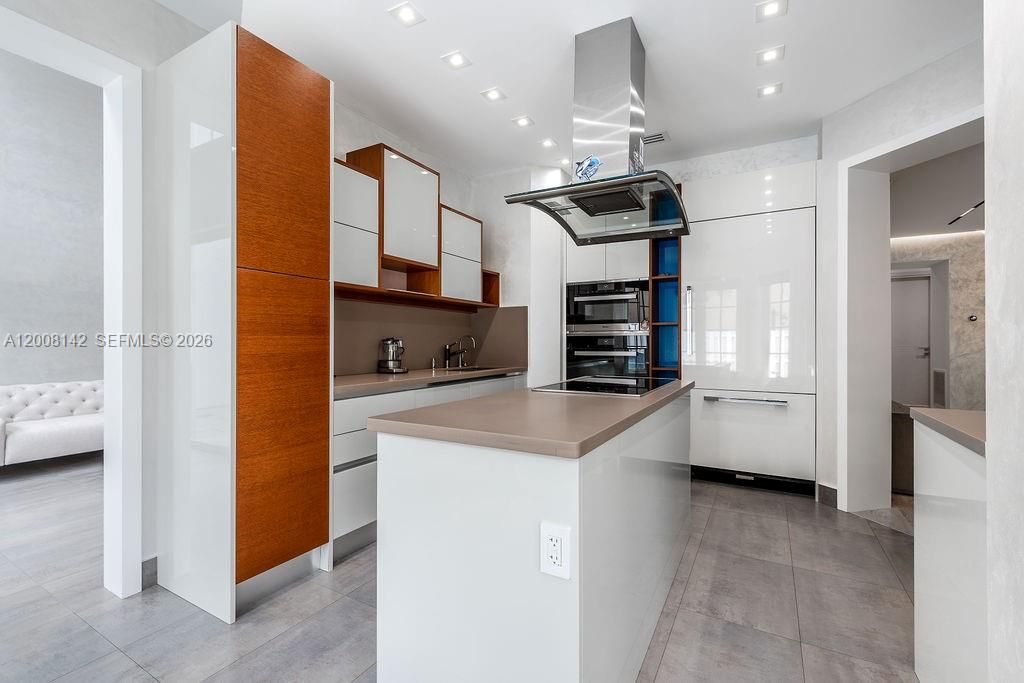 En Venta: $2,259,000 (4 camas, 3 baños, 2353 Pies cuadrados)