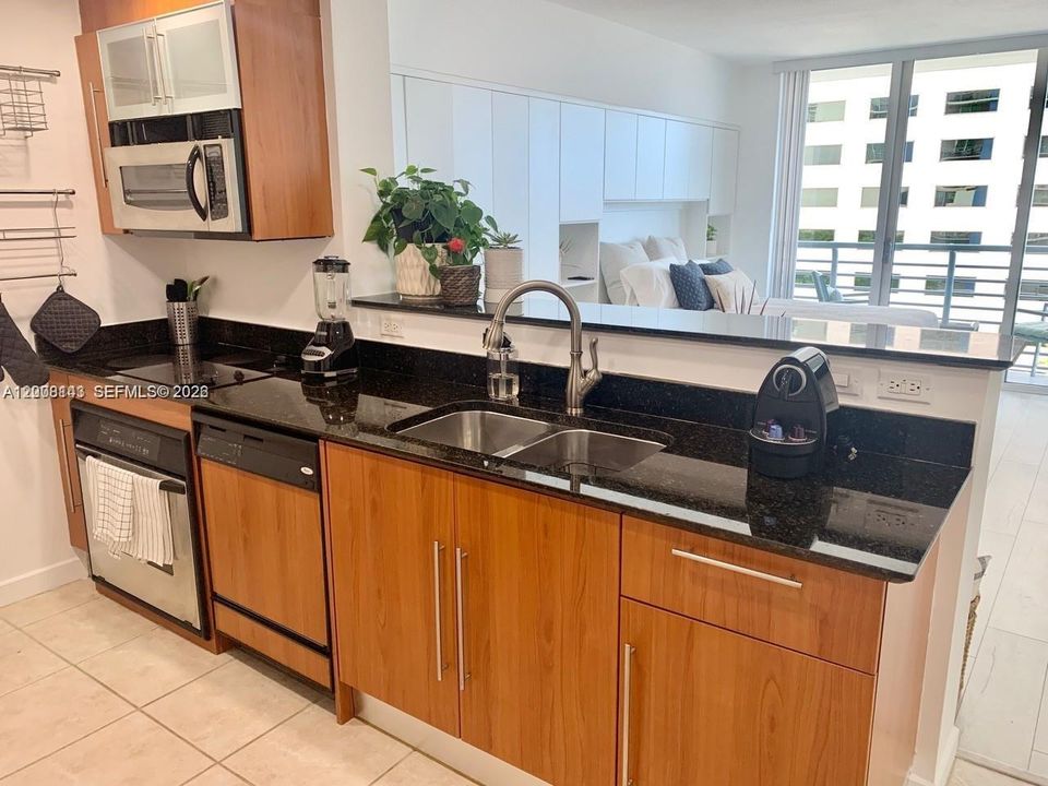 En Venta: $390,000 (0 camas, 1 baños, 507 Pies cuadrados)