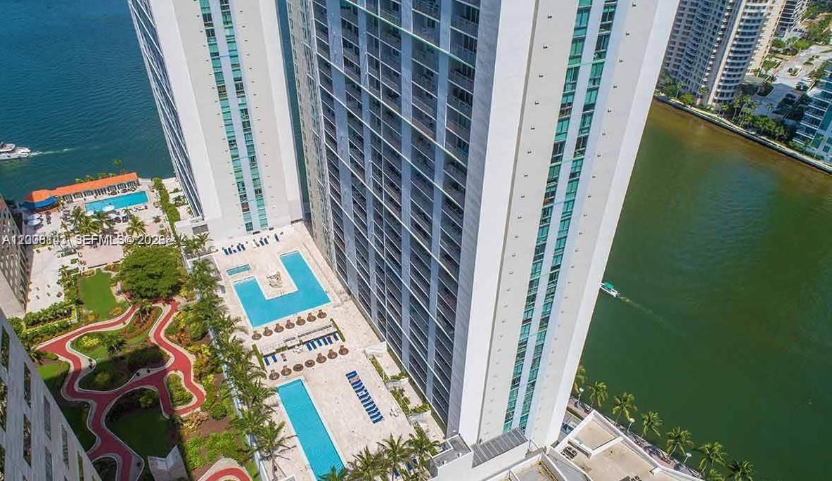 En Venta: $390,000 (0 camas, 1 baños, 507 Pies cuadrados)