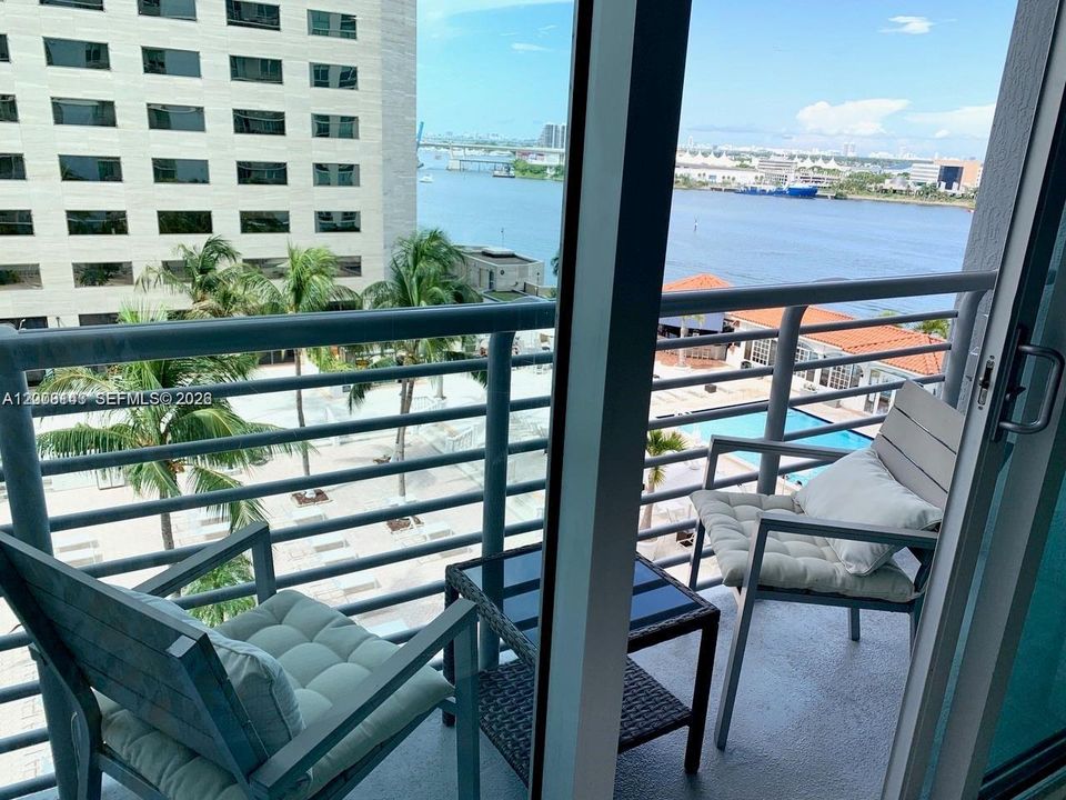 En Venta: $390,000 (0 camas, 1 baños, 507 Pies cuadrados)