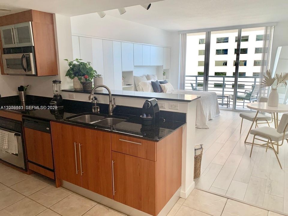 En Venta: $390,000 (0 camas, 1 baños, 507 Pies cuadrados)