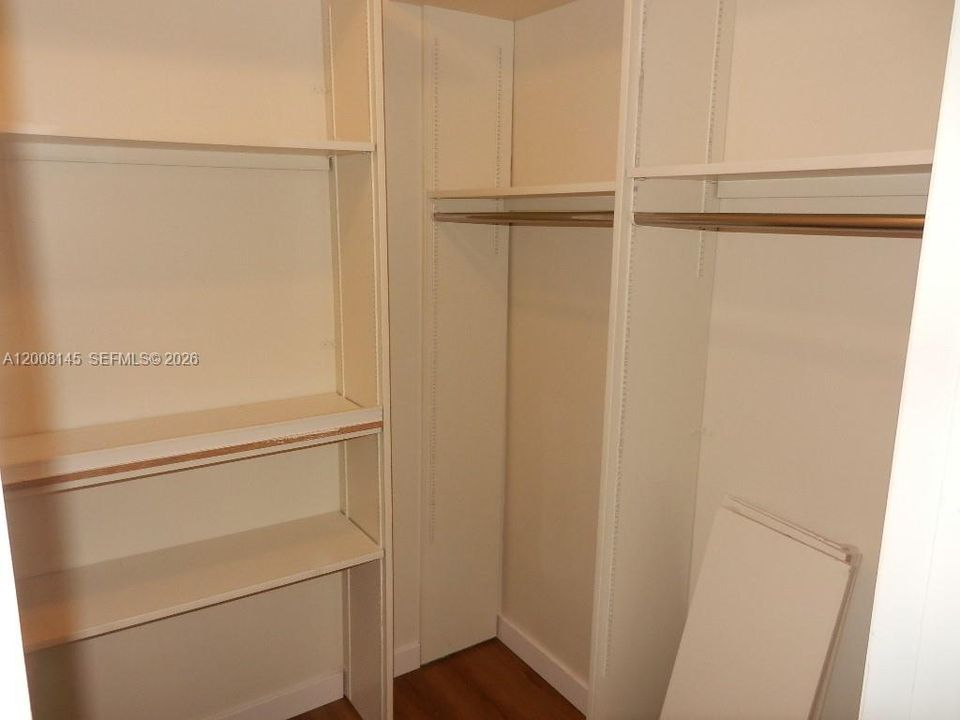 В аренду: $5,000 (5 спален, 3 ванн, 3391 Квадратных фут)