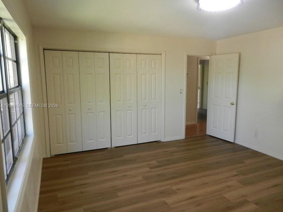В аренду: $5,000 (5 спален, 3 ванн, 3391 Квадратных фут)