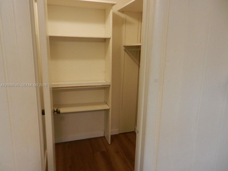 В аренду: $5,000 (5 спален, 3 ванн, 3391 Квадратных фут)