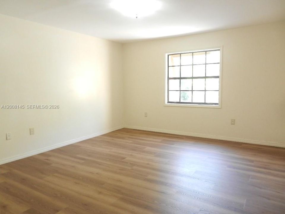 В аренду: $5,000 (5 спален, 3 ванн, 3391 Квадратных фут)