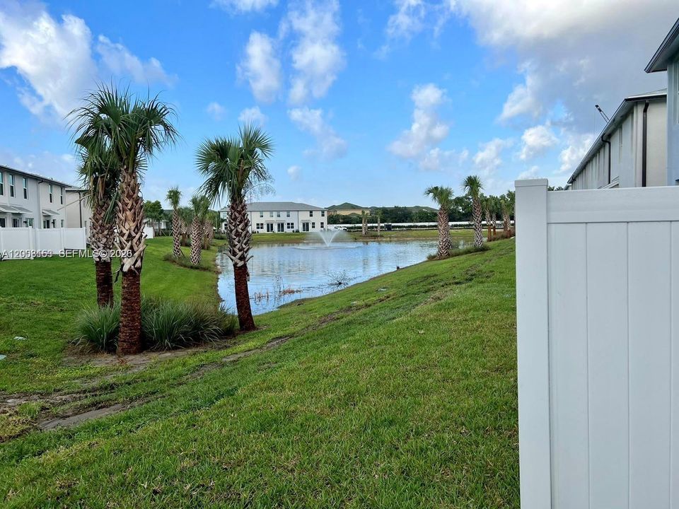 For Sale: $399,000 (3 beds, 2 baths, 1454 Square Feet)