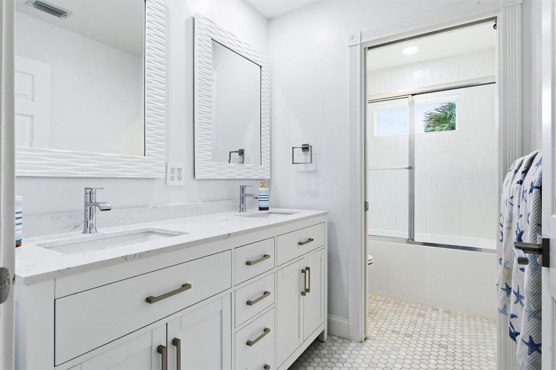 GUEST BATHROOM 2 -2ND FLOOR