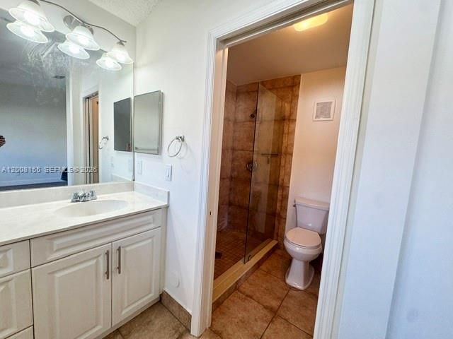 Activo con contrato: $2,950 (3 camas, 2 baños, 1468 Pies cuadrados)