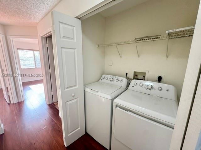 Activo con contrato: $2,950 (3 camas, 2 baños, 1468 Pies cuadrados)