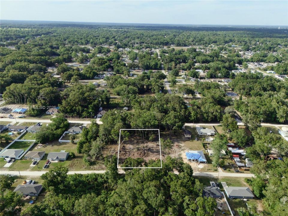 На продажу: $35,000 (0.37 acres)