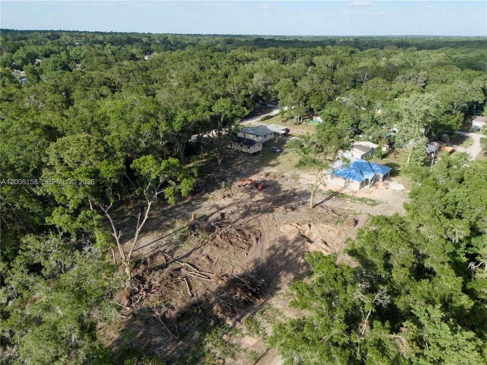 На продажу: $35,000 (0.37 acres)
