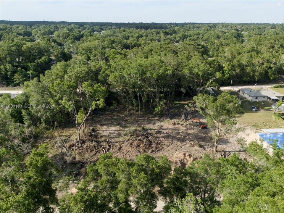 На продажу: $35,000 (0.37 acres)