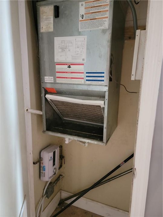 Tankless Hot water heater/AC unit