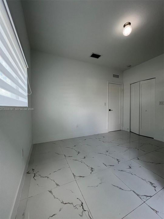 Bedroom/Living