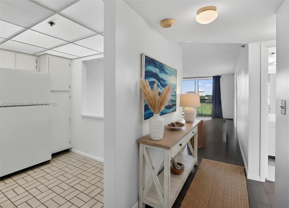 For Sale: $229,000 (2 beds, 2 baths, 1180 Square Feet)