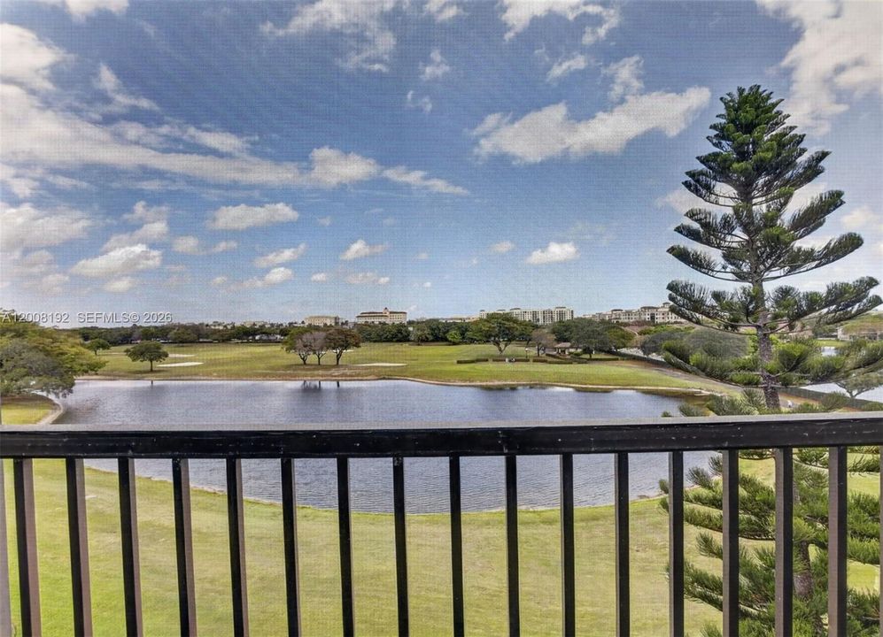 For Sale: $229,000 (2 beds, 2 baths, 1180 Square Feet)