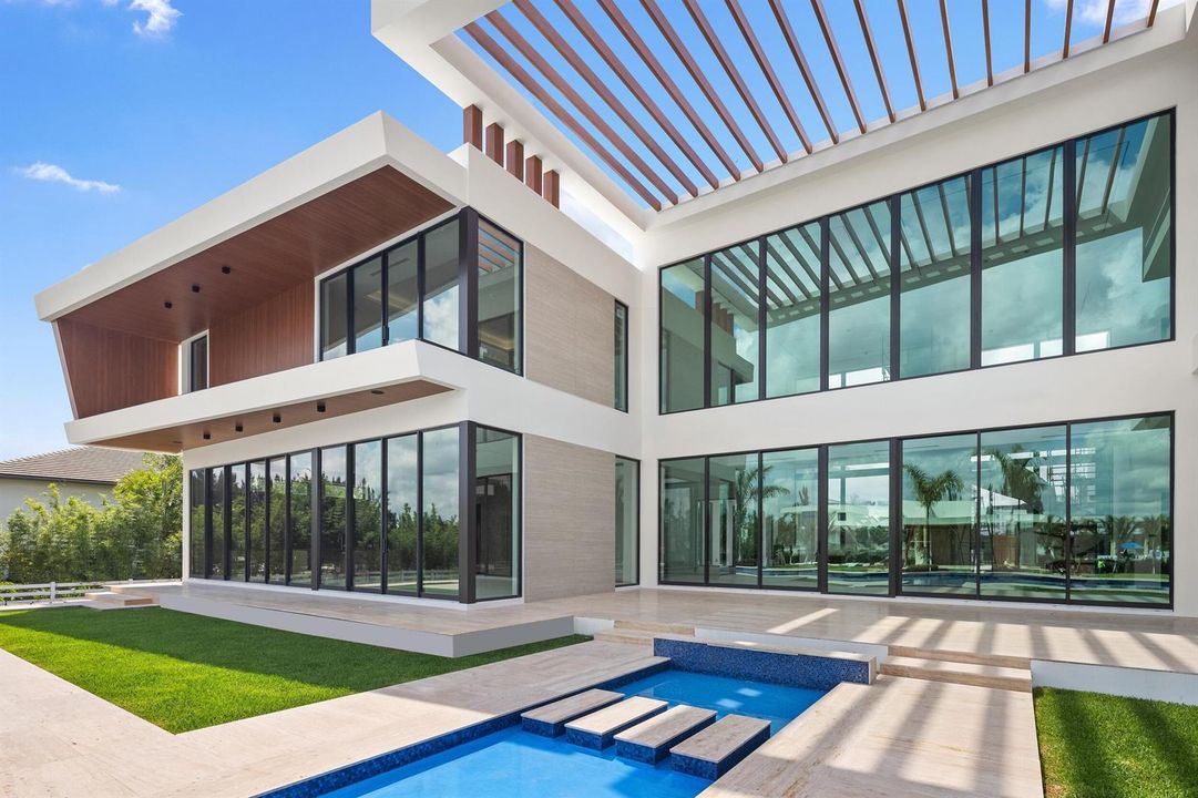 Pool 12