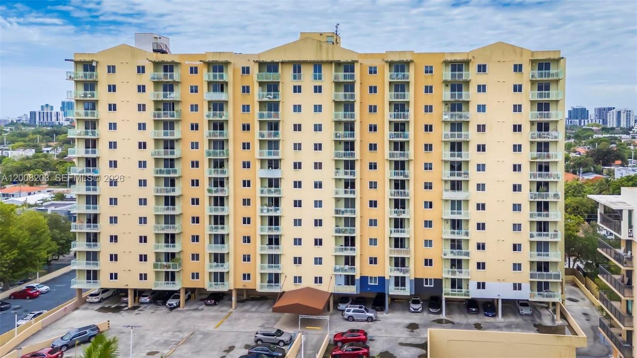 На продажу: $285,000 (1 спален, 1 ванн, 605 Квадратных фут)