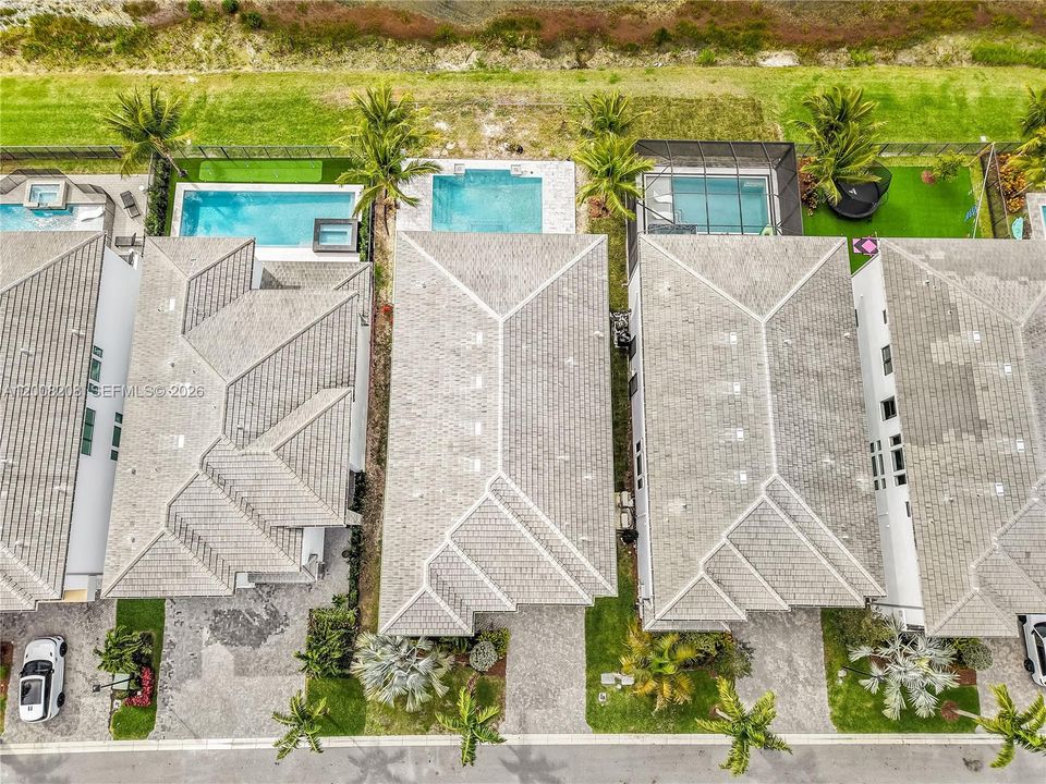 For Rent: $17,000 (5 beds, 7 baths, 4484 Square Feet)