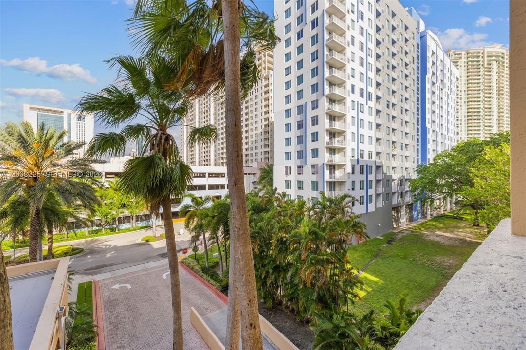 En Venta: $285,000 (1 camas, 1 baños, 808 Pies cuadrados)