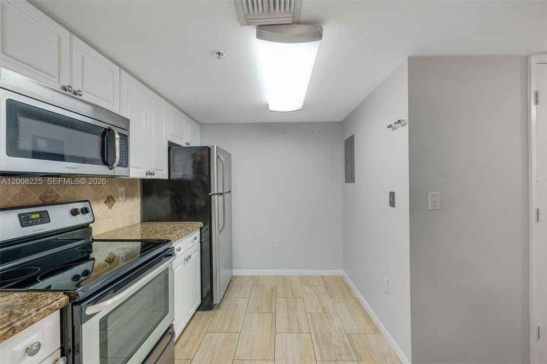 En Venta: $285,000 (1 camas, 1 baños, 808 Pies cuadrados)