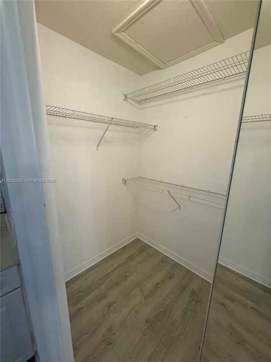 For Rent: $2,700 (3 beds, 2 baths, 2026 Square Feet)