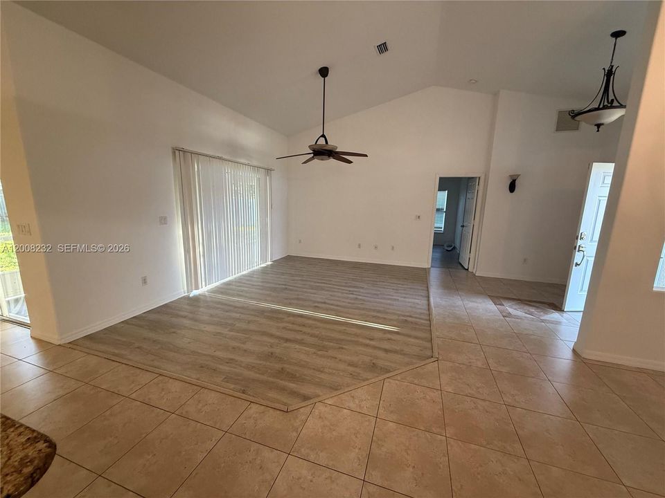 For Rent: $2,700 (3 beds, 2 baths, 2026 Square Feet)