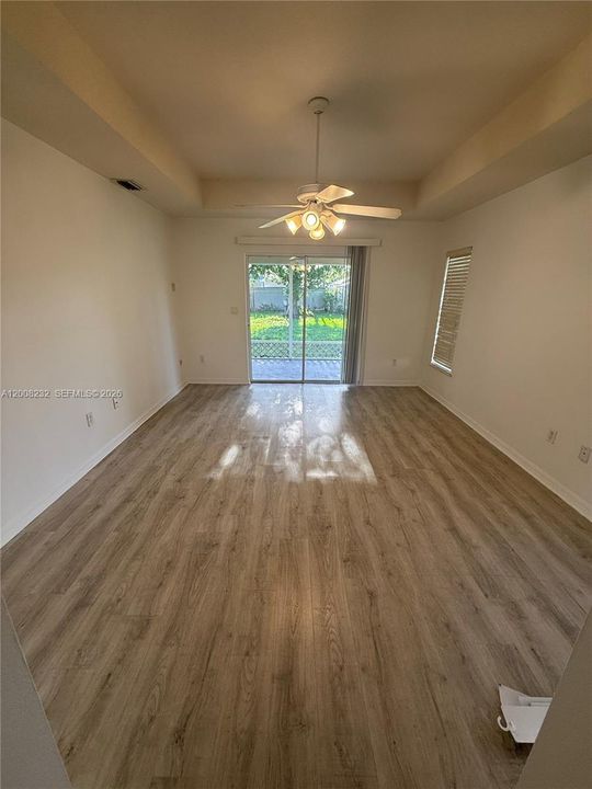 For Rent: $2,700 (3 beds, 2 baths, 2026 Square Feet)