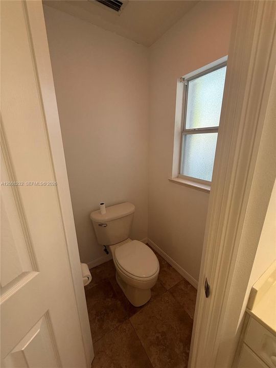 For Rent: $2,700 (3 beds, 2 baths, 2026 Square Feet)