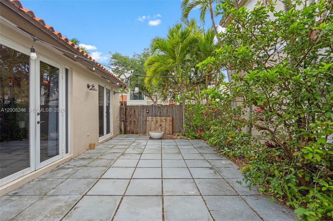 Activo con contrato: $499,999 (3 camas, 2 baños, 1131 Pies cuadrados)